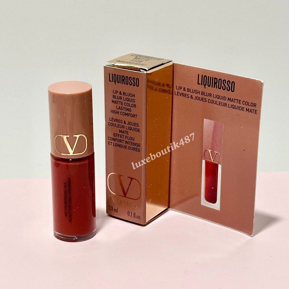 Valentino Liquirosso Lip & Blush Blur Liquid Matte in 111A Undressed Velvet